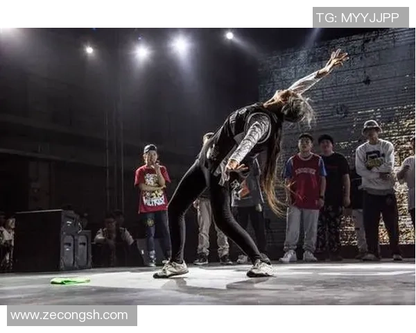 北京街舞队的反击之路:从热潮到挑战的深度解析与未来展望 北京街舞队的反击之路:从热潮到挑战的深度解析与未来展望